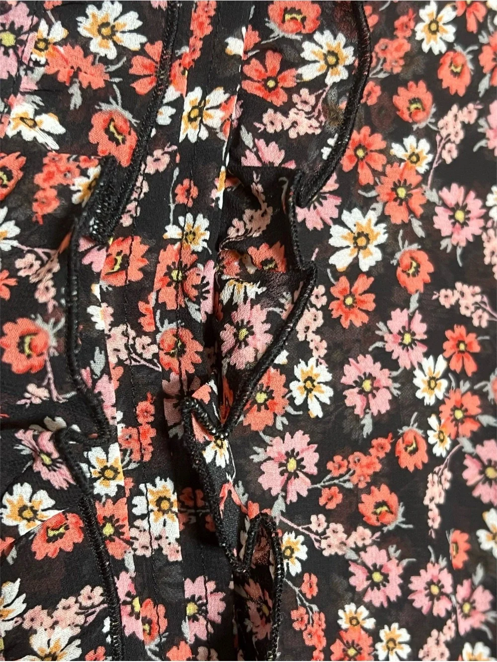Torrid floral print button front smocked waist ruffle detail blouse size 1 14/16
